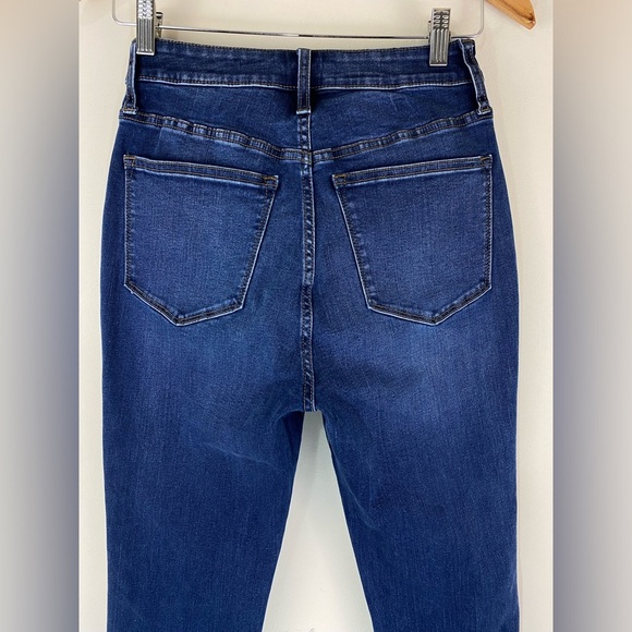 J Crew Curvy 10" high-rise skinny jean in signature stretch Size 28 - Picture 7 of 11